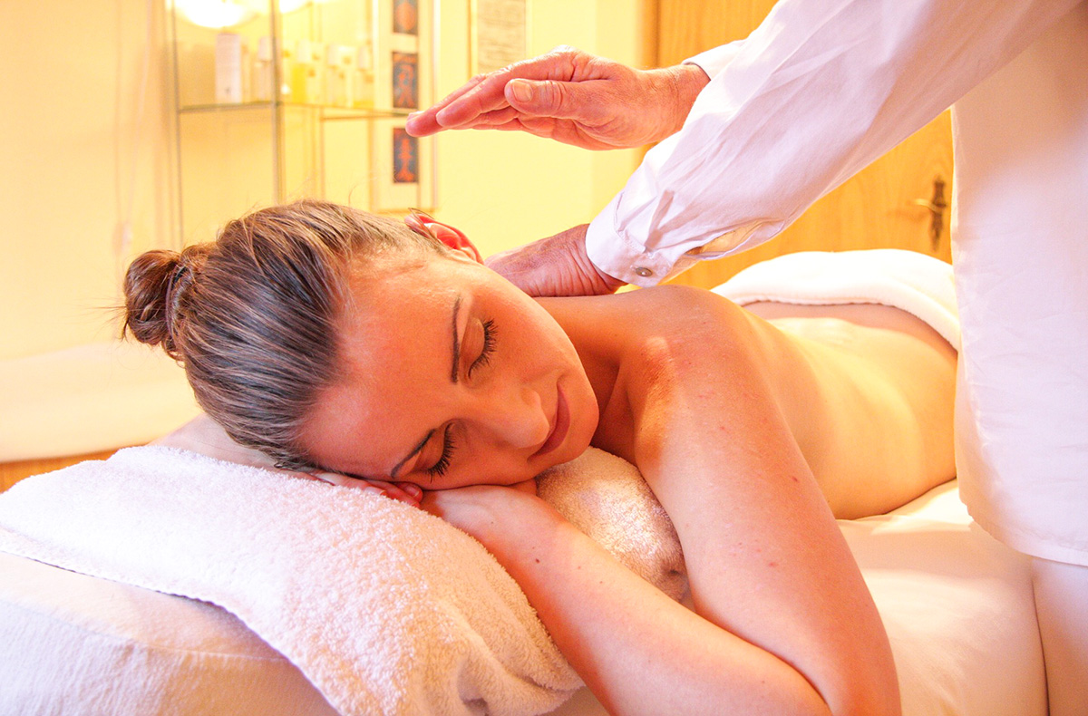 Spa Wiesbaden - Schwebe und entspanne in Wiesbaden Beauty & Wellness online kaufen