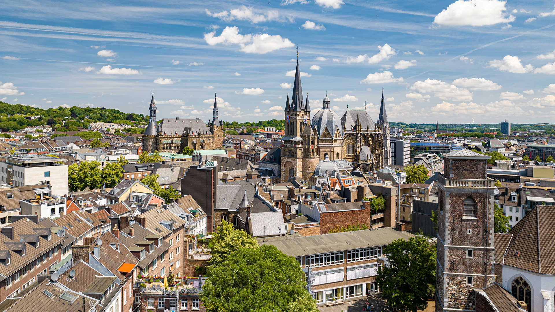 Städtetrip Aachen für 2 (1 Nacht) - Im Herzen von Aachen Urlaub online kaufen Städtetrip Aachen für 2 (1 Nacht) - Im Herzen von Aachen Urlaub online kaufen