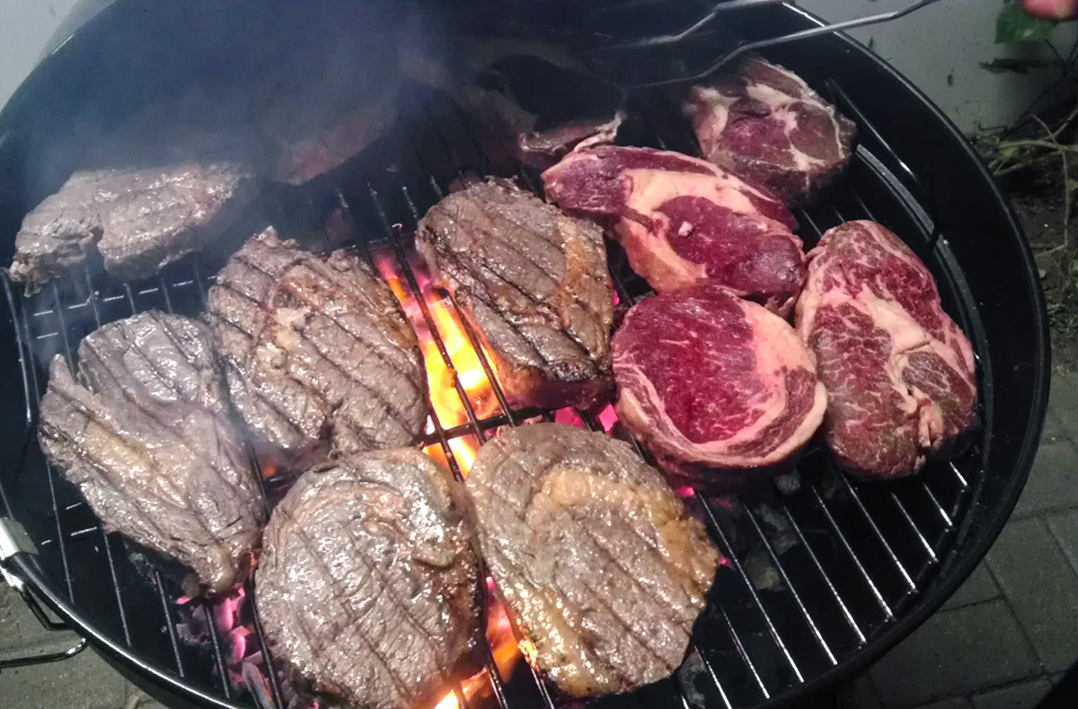 Steak Kochkurs Schwetzingen - Schlaraffenland für Steak-Liebhaber Fleischkochkurse online kaufen