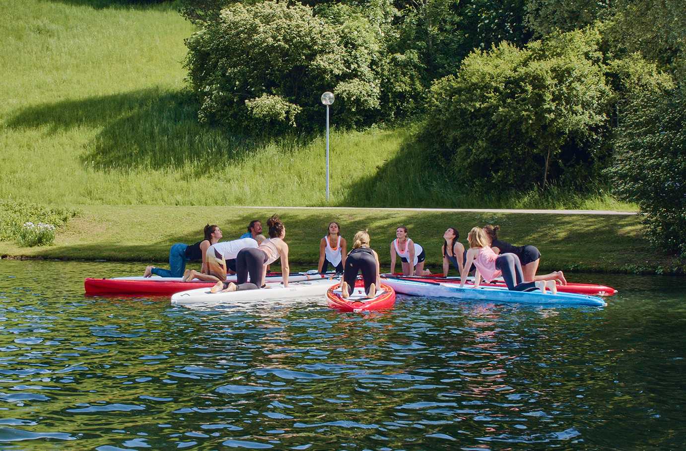 SUP Yoga München - Finde deine Balance auf dem Wasser Sportkurse & -ereignisse online kaufen