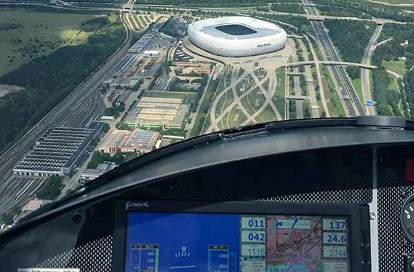 Tragschrauber Rundflug über München (80 Min.) in Landshut Abenteuer und Action-Erlebnisse online kaufen Tragschrauber Rundflug über München (80 Min.) in Landshut Abenteuer und Action-Erlebnisse online kaufen